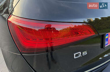 Позашляховик / Кросовер Audi Q5 2016 в 
