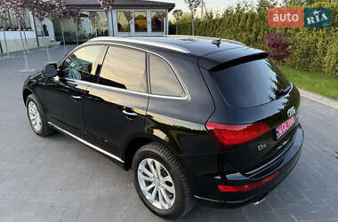 Позашляховик / Кросовер Audi Q5 2016 в 