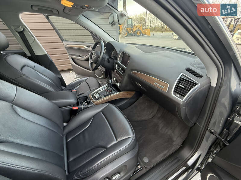 Позашляховик / Кросовер Audi Q5 2016 в Тернополі