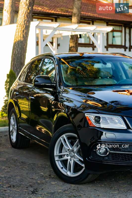 Внедорожник / Кроссовер Audi Q5 2015 в Каменке-Бугской