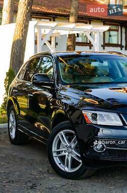 Внедорожник / Кроссовер Audi Q5 2015 в 