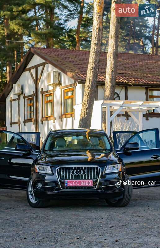 Внедорожник / Кроссовер Audi Q5 2015 в Каменке-Бугской