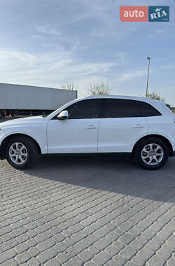 Внедорожник / Кроссовер Audi Q5 2013 в 