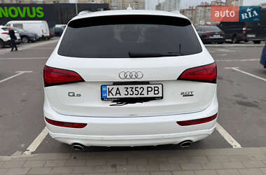 Внедорожник / Кроссовер Audi Q5 2015 в 