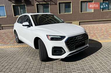 Позашляховик / Кросовер Audi Q5 2021 в Одесі