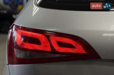 Внедорожник / Кроссовер Audi Q5 2011 в 