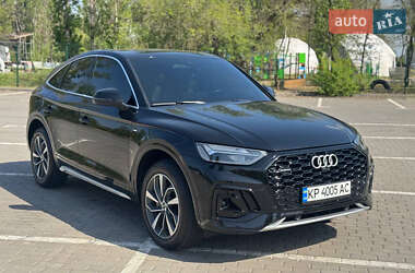 Позашляховик / Кросовер Audi Q5 2021 в Дніпрі