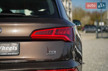Внедорожник / Кроссовер Audi Q5 2017 в 