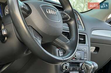 Позашляховик / Кросовер Audi Q5 2015 в 