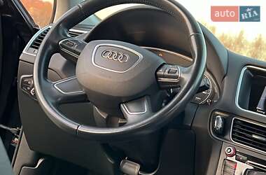 Позашляховик / Кросовер Audi Q5 2015 в 