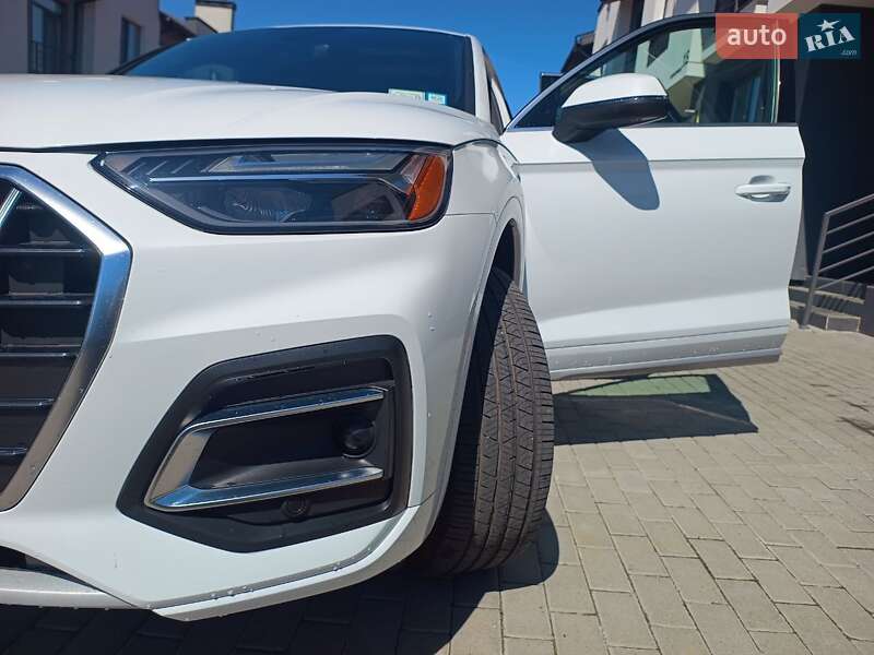 Позашляховик / Кросовер Audi Q5 2020 в Львові