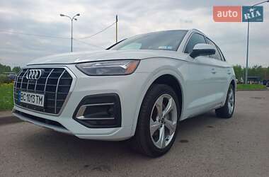 Позашляховик / Кросовер Audi Q5 2020 в 