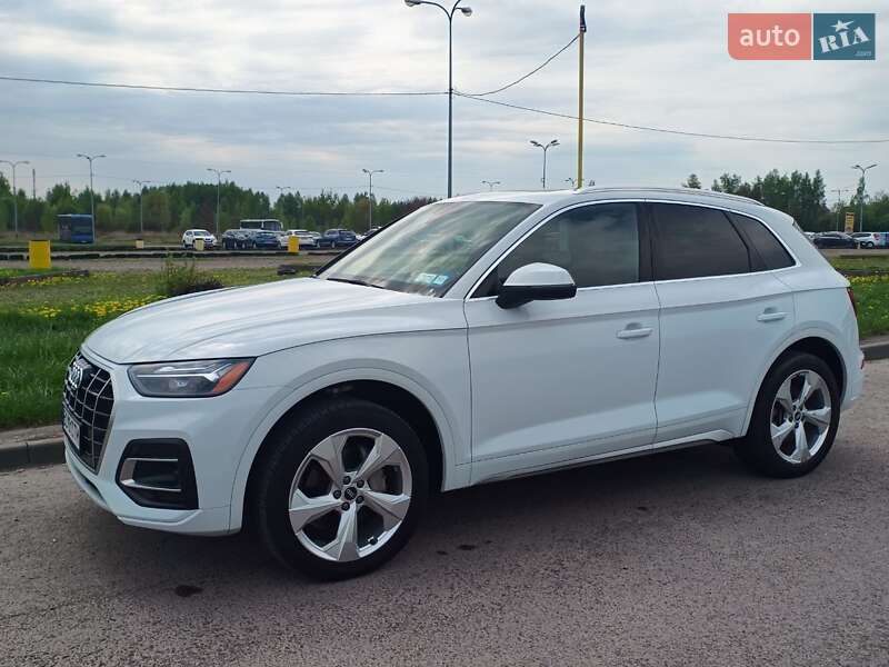 Позашляховик / Кросовер Audi Q5 2020 в Львові