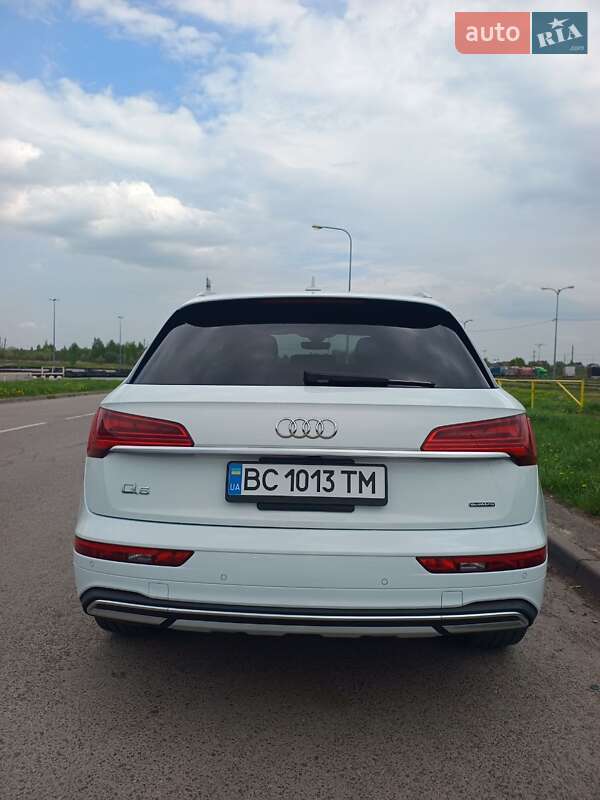 Позашляховик / Кросовер Audi Q5 2020 в Львові