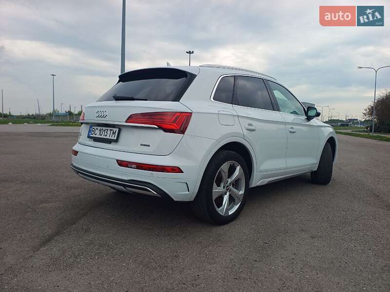 Позашляховик / Кросовер Audi Q5 2020 в Львові