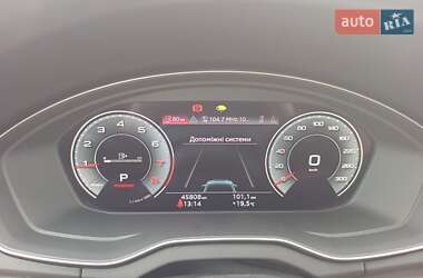 Позашляховик / Кросовер Audi Q5 2020 в 