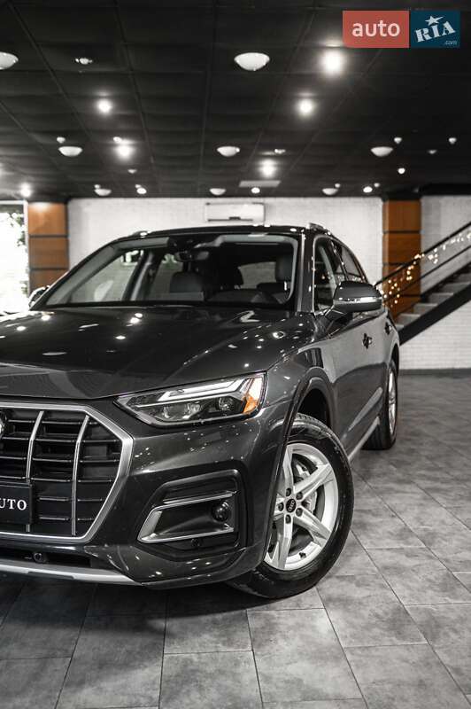 Внедорожник / Кроссовер Audi Q5 2021 в Одессе