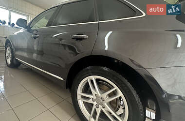 Внедорожник / Кроссовер Audi Q5 2016 в 