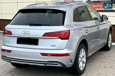 Внедорожник / Кроссовер Audi Q5 2020 в 