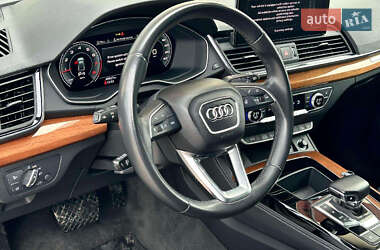 Внедорожник / Кроссовер Audi Q5 2020 в 