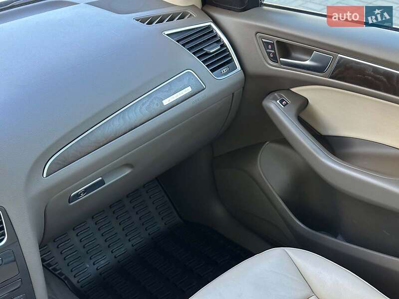 Внедорожник / Кроссовер Audi Q5 2017 в Одессе