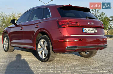 Позашляховик / Кросовер Audi Q5 2018 в 