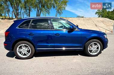 Позашляховик / Кросовер Audi Q5 2014 в 