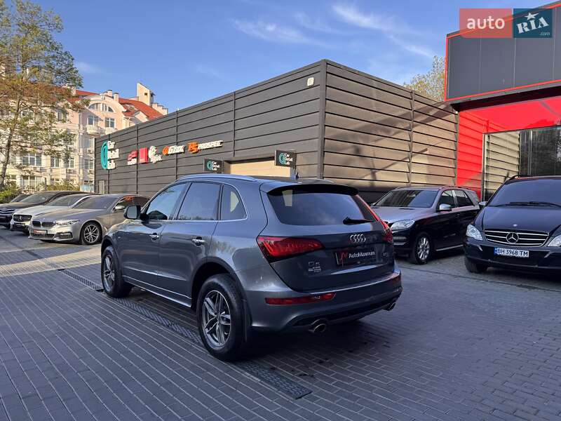 Внедорожник / Кроссовер Audi Q5 2013 в Одессе