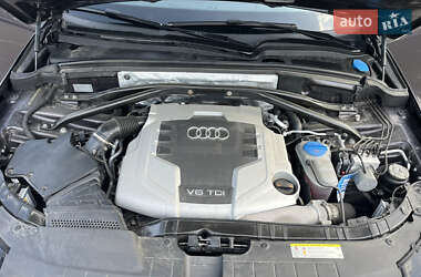Позашляховик / Кросовер Audi Q5 2011 в 