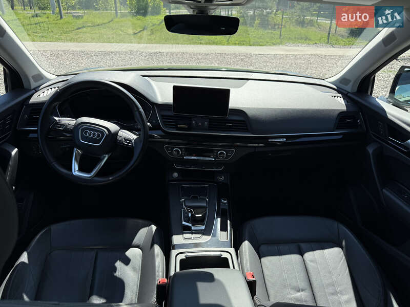 Внедорожник / Кроссовер Audi Q5 2017 в Киеве