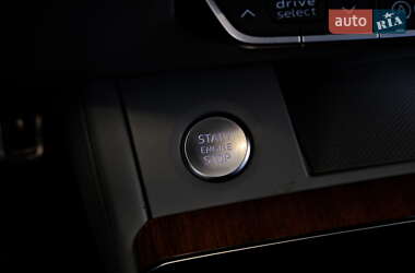 Внедорожник / Кроссовер Audi Q5 2022 в 