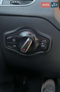 Внедорожник / Кроссовер Audi Q5 2012 в 