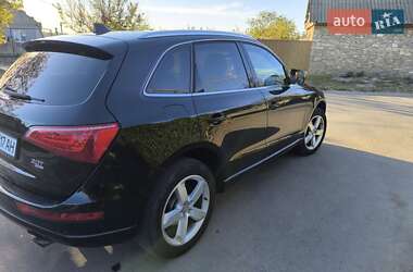 Внедорожник / Кроссовер Audi Q5 2012 в 