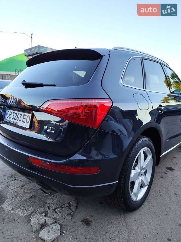 Внедорожник / Кроссовер Audi Q5 2012 в Чернигове