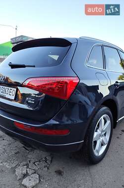 Внедорожник / Кроссовер Audi Q5 2012 в 