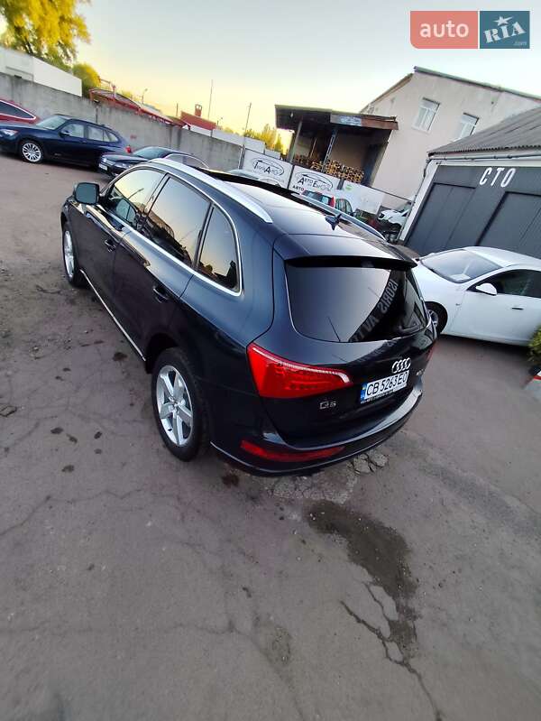 Внедорожник / Кроссовер Audi Q5 2012 в Чернигове