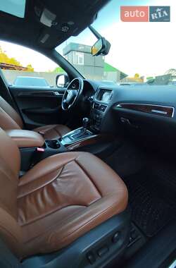 Внедорожник / Кроссовер Audi Q5 2012 в 