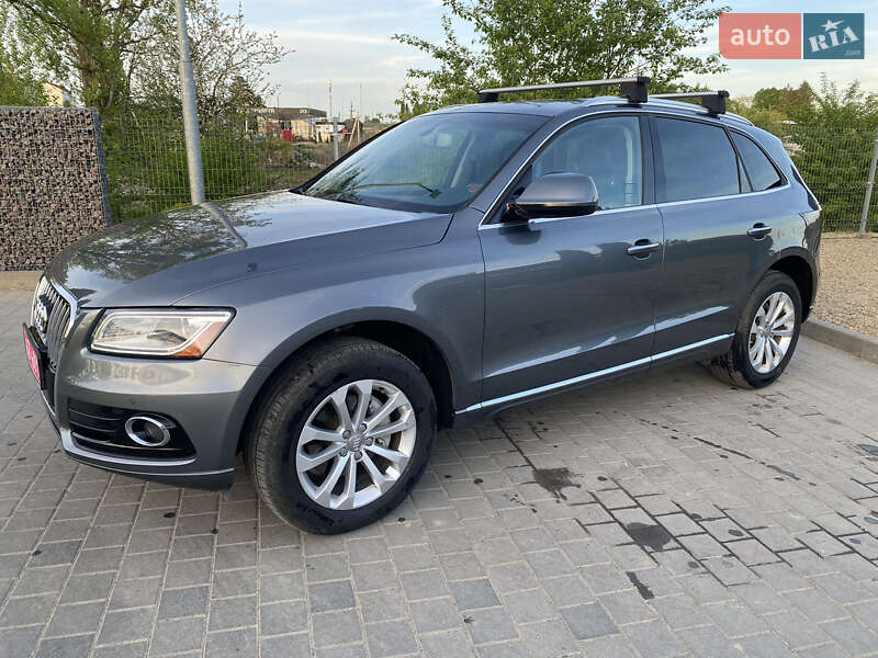 Внедорожник / Кроссовер Audi Q5 2015 в Самборе