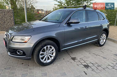 Внедорожник / Кроссовер Audi Q5 2015 в 