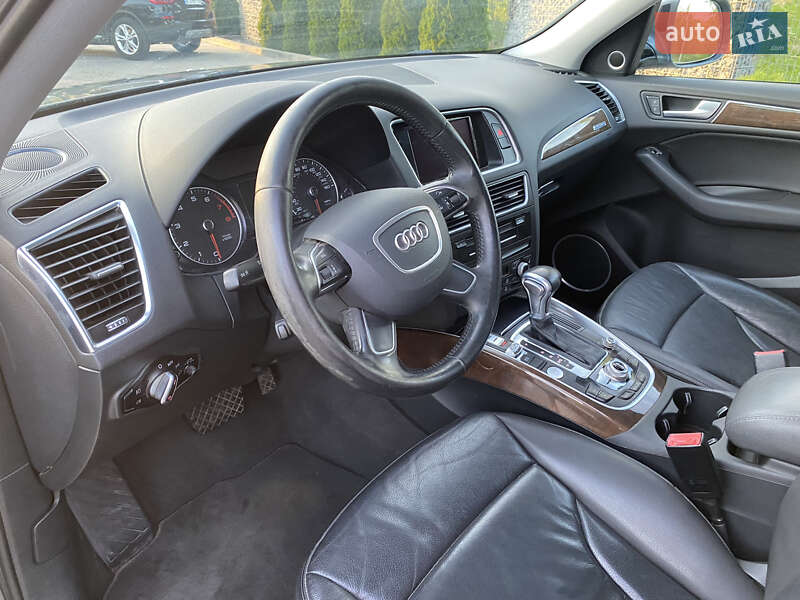 Внедорожник / Кроссовер Audi Q5 2015 в Самборе