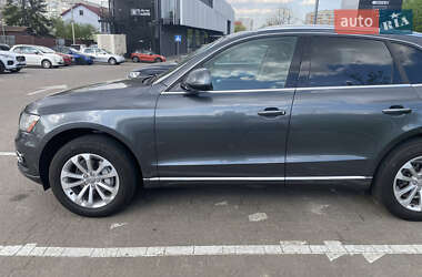 Позашляховик / Кросовер Audi Q5 2016 в 