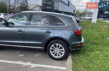Позашляховик / Кросовер Audi Q5 2016 в 