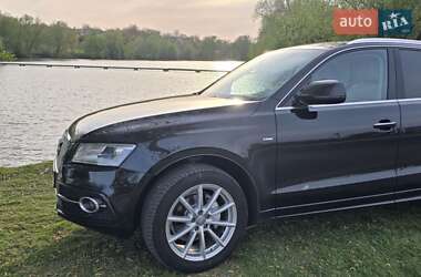 Позашляховик / Кросовер Audi Q5 2015 в 