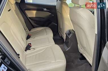 Позашляховик / Кросовер Audi Q5 2015 в 