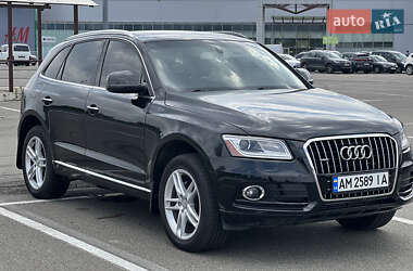 Внедорожник / Кроссовер Audi Q5 2015 в 