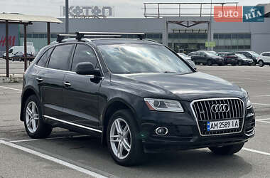Внедорожник / Кроссовер Audi Q5 2015 в 