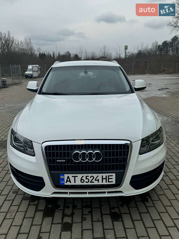 Внедорожник / Кроссовер Audi Q5 2011 в 