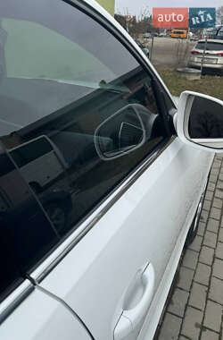 Внедорожник / Кроссовер Audi Q5 2011 в 