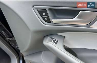 Внедорожник / Кроссовер Audi Q5 2015 в 