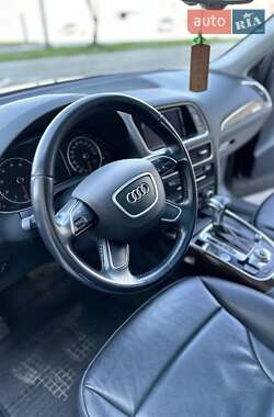 Внедорожник / Кроссовер Audi Q5 2015 в 